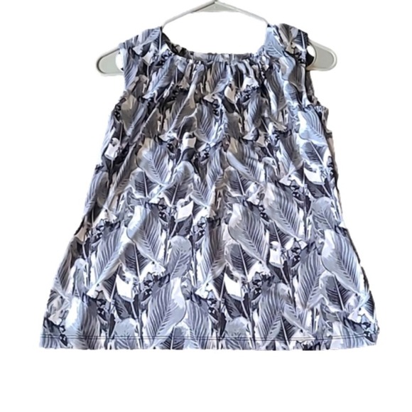 Andre Marc Scoop Black, Grey, and White Leaf‎ Pattern Blouse - Picture 1 of 4